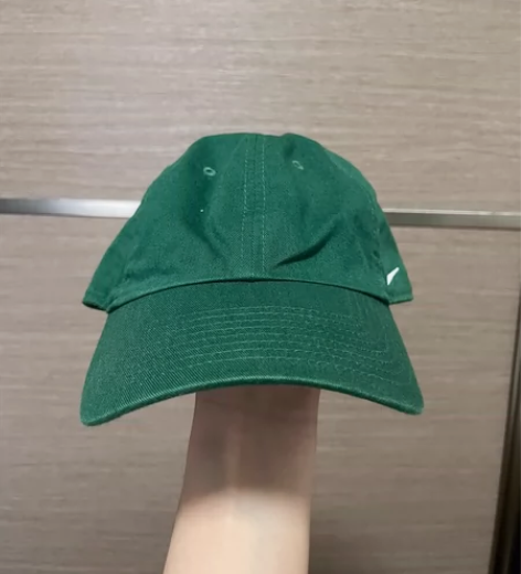 Nike/耐克镂空小勾纯棉软顶做旧棒球帽+...