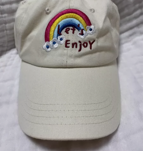 茵曼棒球帽,吊牌摘吊未带过。 感兴趣的话点...