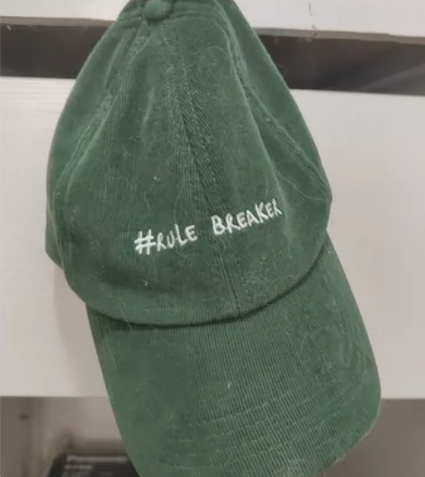 ZARA绿色帽子质感好潮流鸭舌帽棒球帽 闲置