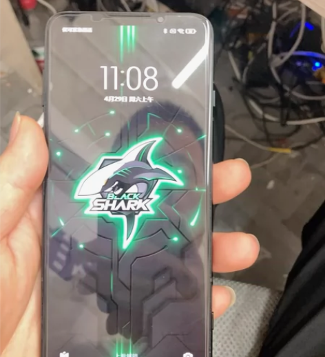 黑鲨游戏手机.黑鲨3.功能全部正常.喜欢可...