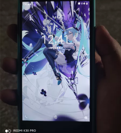 索尼xz1 4+64g 成色完好 感兴趣的...