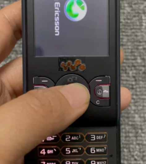 索尼爱立信 W595 音乐手机 9成多新 ...