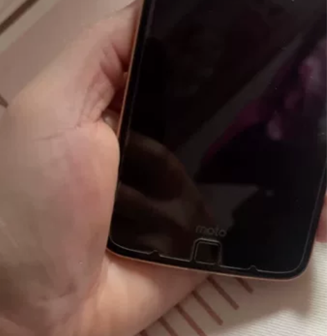 M摩托罗拉Z，账号已经退出了，4g运存64...