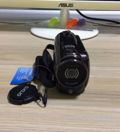 台湾欧达摄像机HDV-Z8，全新包邮，带原...