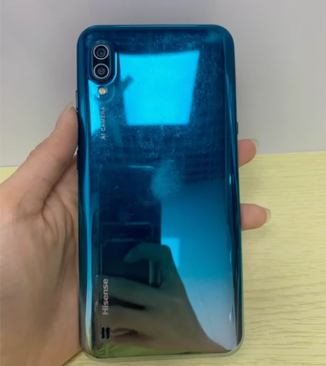 海信F30S HLTE217T全面屏R5P...