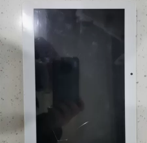 清华同方智能学习平板，低价处理，屏幕有裂纹...