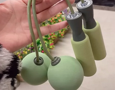 清库存！清一批无绳负重球跳绳8元/件包邮卖...