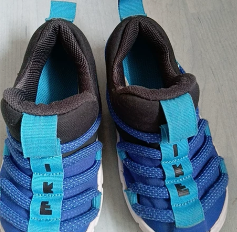 耐克，9c，内长15cm，56元包邮 感兴...