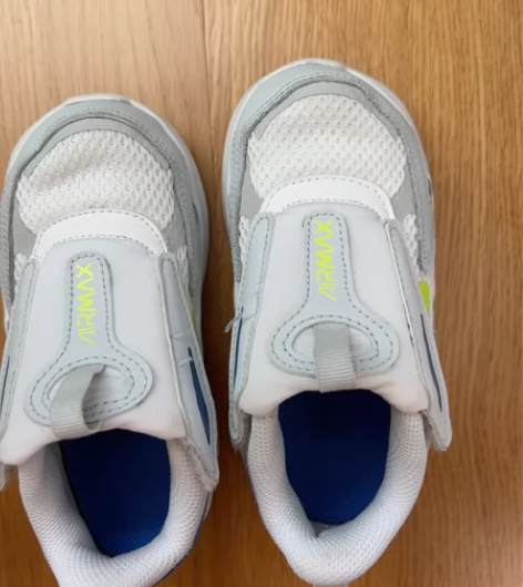 耐克儿童运动鞋,9c,合适的收,怀疑真假的...