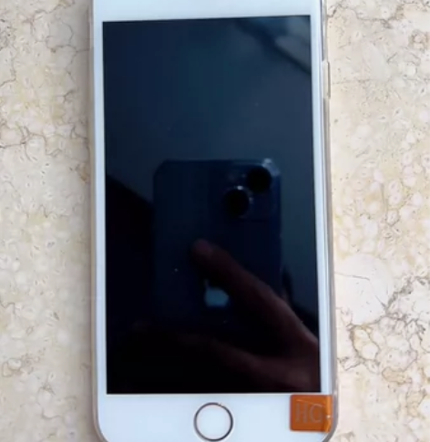 iPhone 6SP，64GB内存。 苹果...