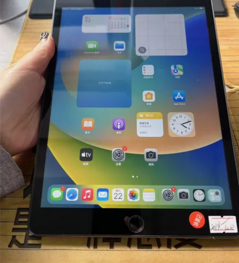 iPad2019  128g 正品iPad...