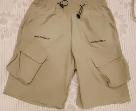 New Balance(新百伦)，重庆大坪...