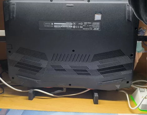 前女友送的 分手了不要了 低价出 宏碁暗影...