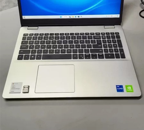 戴尔 灵越 3501       i7 1...