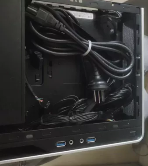 迎广肖邦mini机箱，带150w电源，正常...