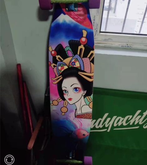 出 束浪滑板，轴和轮儿都是进口的，买的时候...