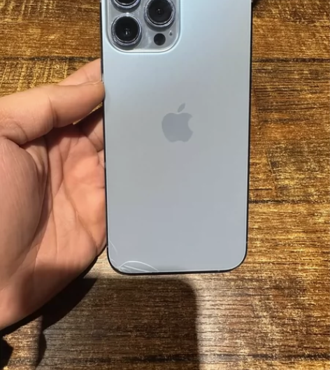 苹果13pro  m，256g，伊拉克品质...