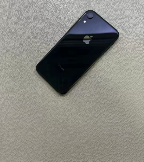 iPhone国行XR64g纯原98新 七天...