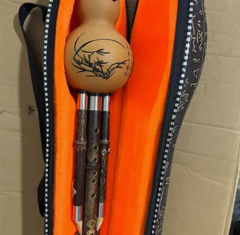 小店装修，葫芦丝特价处理了，就几支，赶紧来...