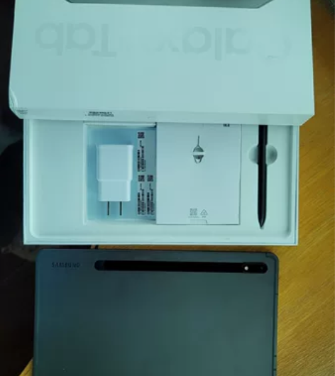 三星平板tab S8国行8+256版本，几...