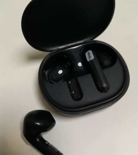 急售，两台小米Redmi Buds4青春版...