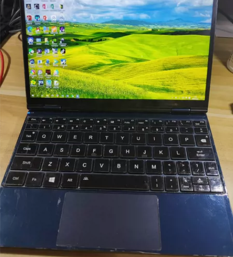 ?壹号本4代 One-Netbook4 闲...