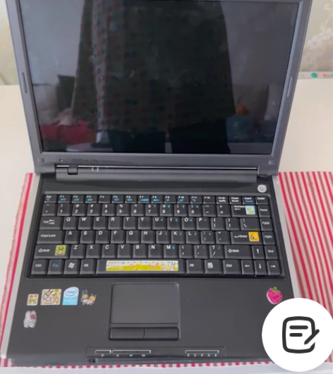 闲置 清华同方笔记本电脑 V100C 感兴...