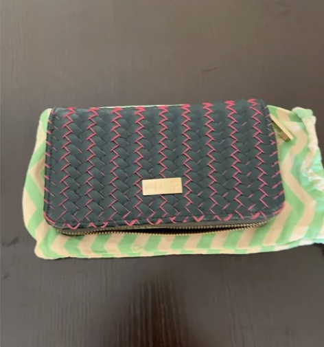 Deux Lux女士长款拉链钱包，国外购得...