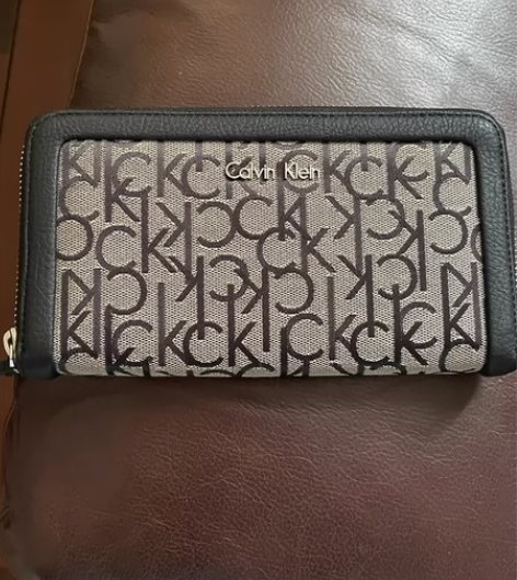 Calvin Klein CK女士长款钱包...