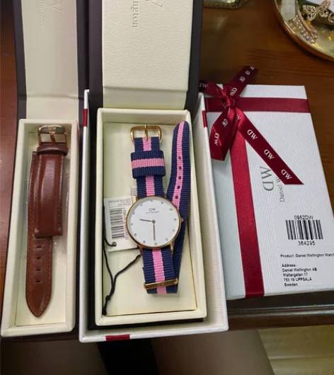 DW手表 专柜正品 95新，包邮，不议价，...