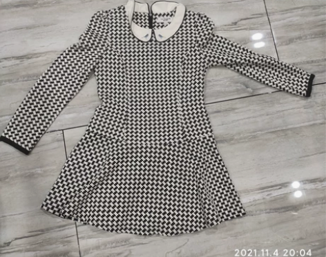 拉夏贝尔连衣裙黑白女装外套时髦 九成新，低...