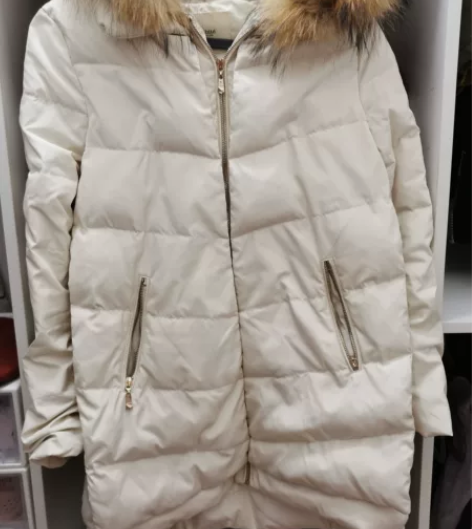 拉夏贝尔旗下拉贝缇羽绒服，白色，面包服，中...