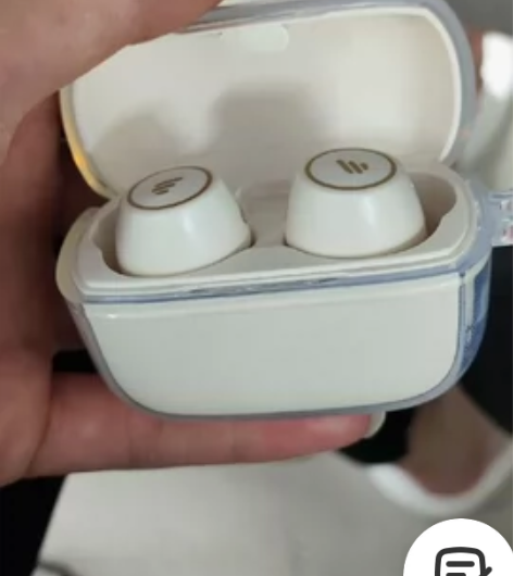 漫步者tws1Pro，带有透明保护壳。包邮...