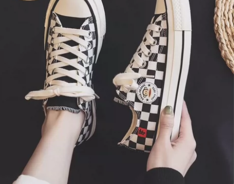 (全新/尺码齐全)大嘴猴棋盘格帆布鞋女鞋2...