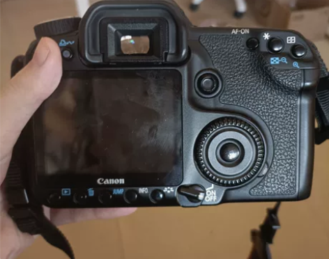 出单反佳能eos40d加永诺小痰盂50 f...