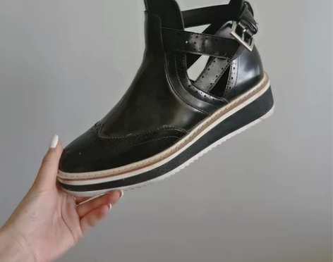 闲置！zara布洛克休闲鞋，9.5成新，真...