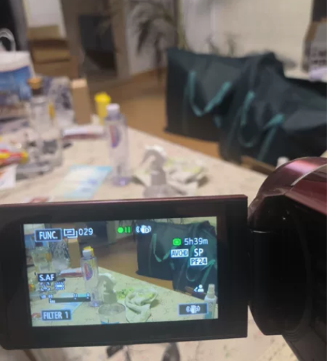 尼康F601n,成色不错,功能全好,一口价...