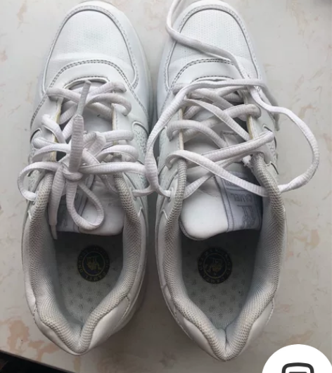 骆驼女鞋浅灰春秋款 37码鞋内长240 感...