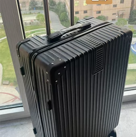 26寸85包邮!全新二手拉杆行李箱便宜出,...