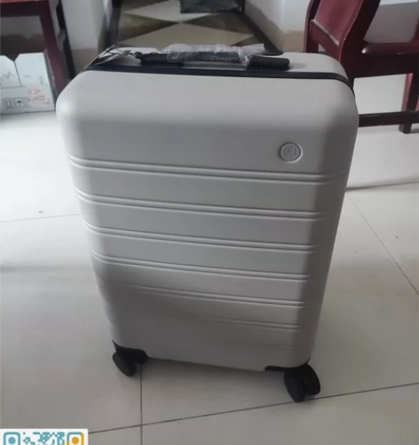 90分轻质框体拉杆箱PC行李箱旅行箱曼哈顿...