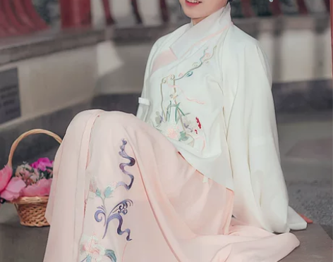 都城南庄汉服女豆蔻春秋季 原创新品袄裙 交...