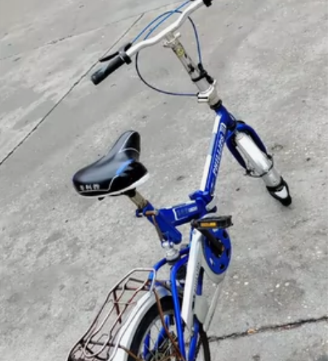 出18寸折叠自行车一辆,大人小孩都能骑。便...