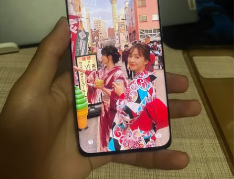 小米11ultra屏幕左上角磕碰漏液，绿色...
