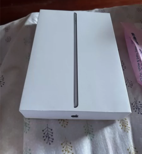 苹果ipad7.10.2寸平板，32g内存...