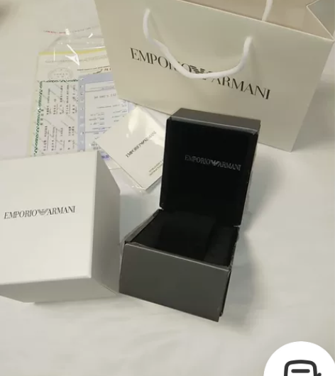 转卖95成新手表收纳盒满天星表盒阿玛表盒，...