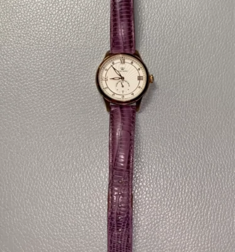 天王皮带手表 表盘直径约3cm 换个电池就...