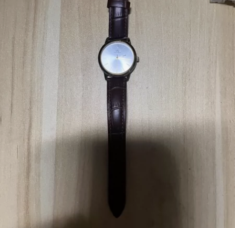 天王表专柜购买 买了六年了 用了四年 闲置...