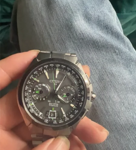 西铁城 卫星对时手表 cc-1085 10...