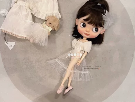 发光少女芭蕾套 小刀出不议价 仅试穿一次 ...