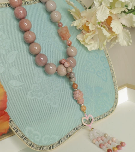 已出欣赏！原创设计美少女战士阿拉善手持手串...